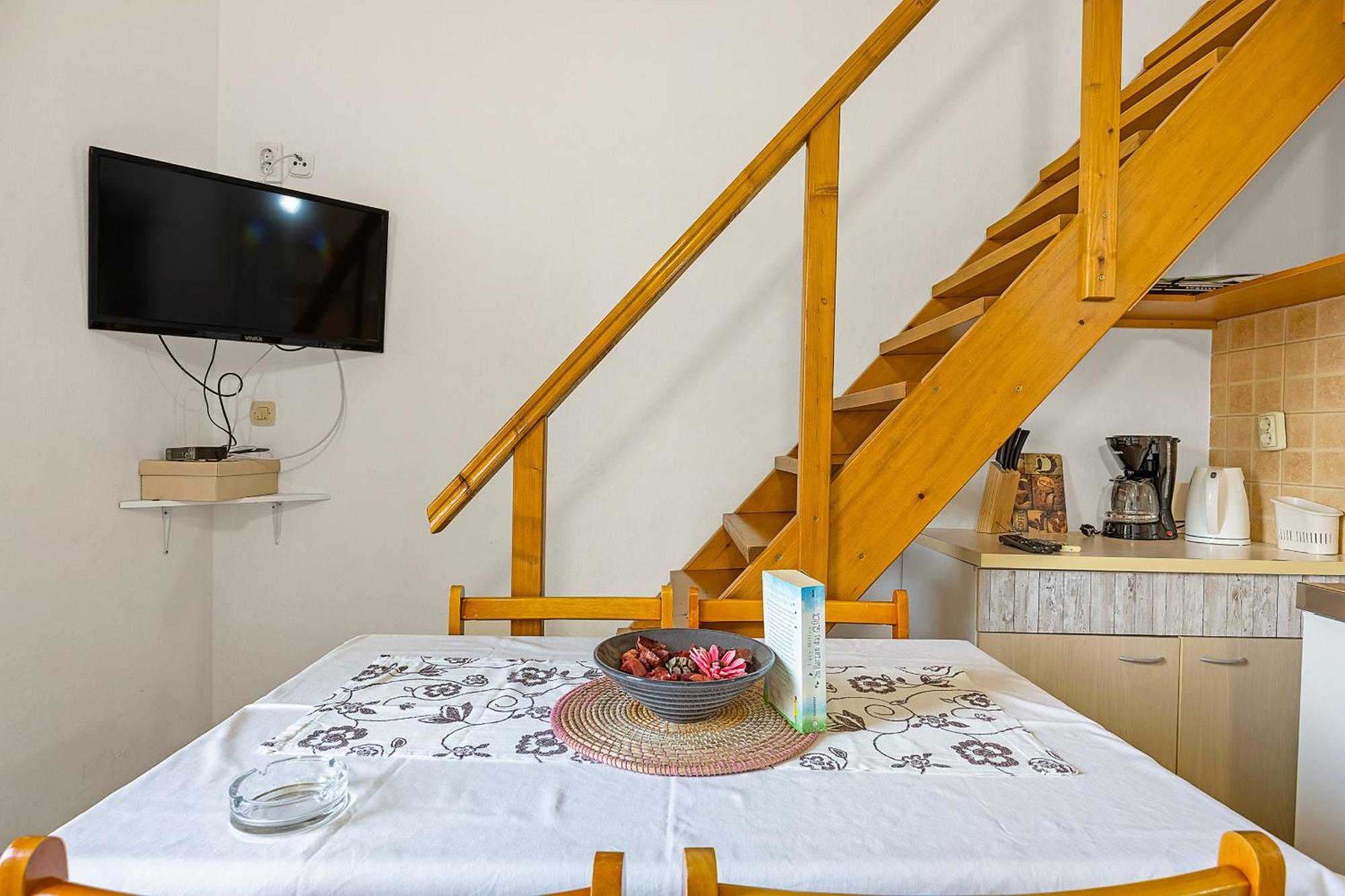Apartments Mijic Medulin Exterior foto